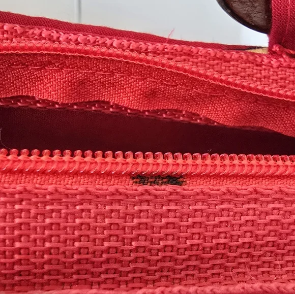 Sydney Short Postcard Colorful Hawaiian Handbag with Wooden Handles - Picture 14 of 15